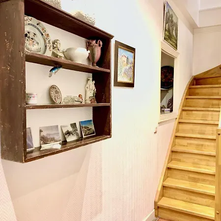 Riviera: Spacious 5-room Duplex Near Sea In Old Town Port * Nice
